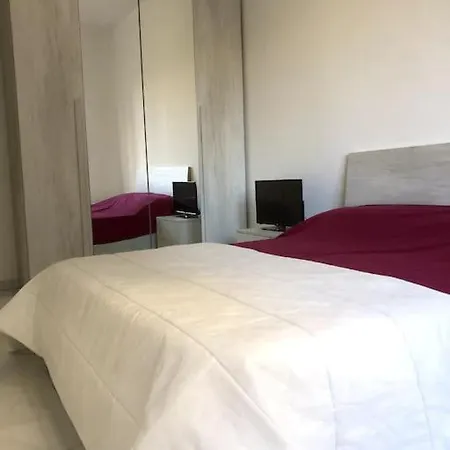 Casa Martina Pronta Per Te, Con Due Stanze Da Letto! Apartment *